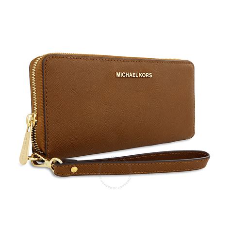 michael kors jet set travel wallet luggage|Michael Kors travel continental wallet.